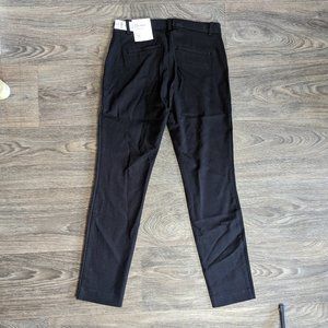 BNWT Gap Size 2 Reg Skinny Ankle Slacks
